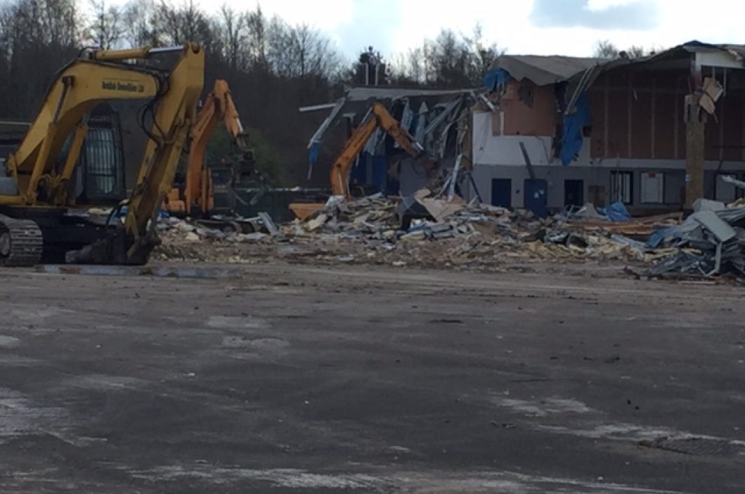 Demolition of Former Vue Cinema, Pizza Hut, Chiquitos and Frankie & Bennies in Bury